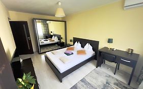 Tourist'S Choice Area-2Rooms & Self Checkin